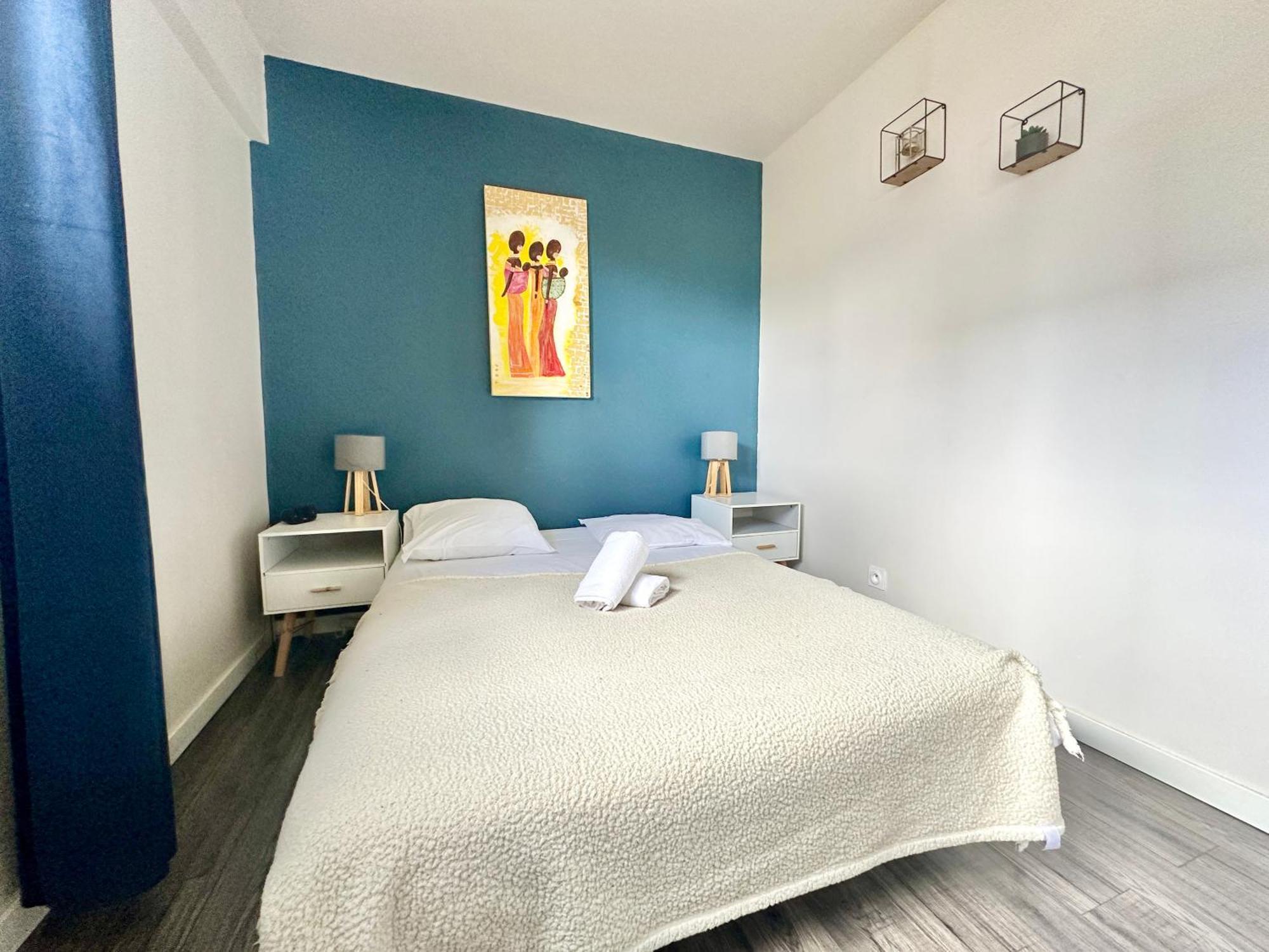 Apartment Le Peri T2 Entierement Renove Avec Balcon *