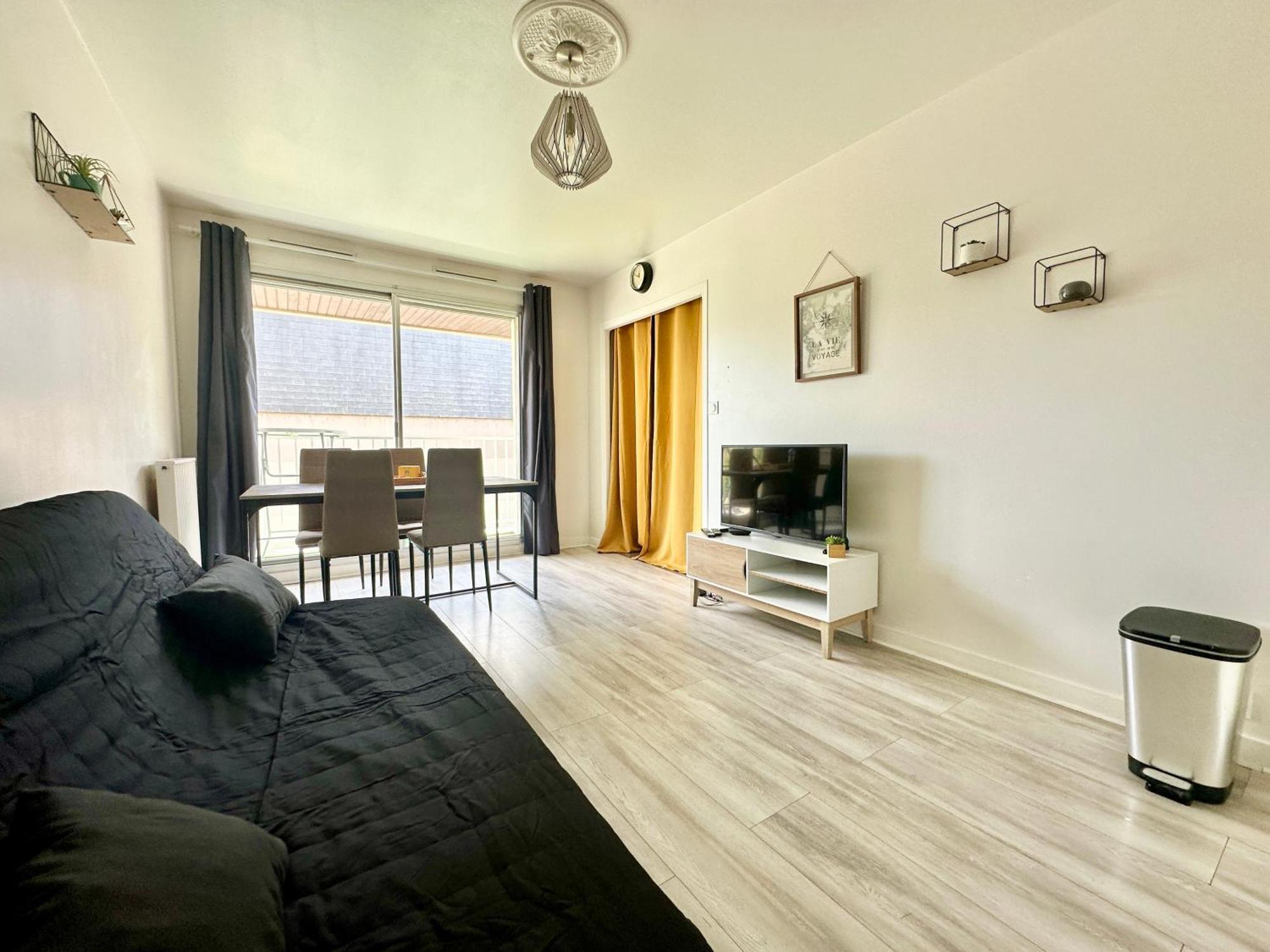 Le Peri T2 Entierement Renove Avec Balcon Apartment Limoges